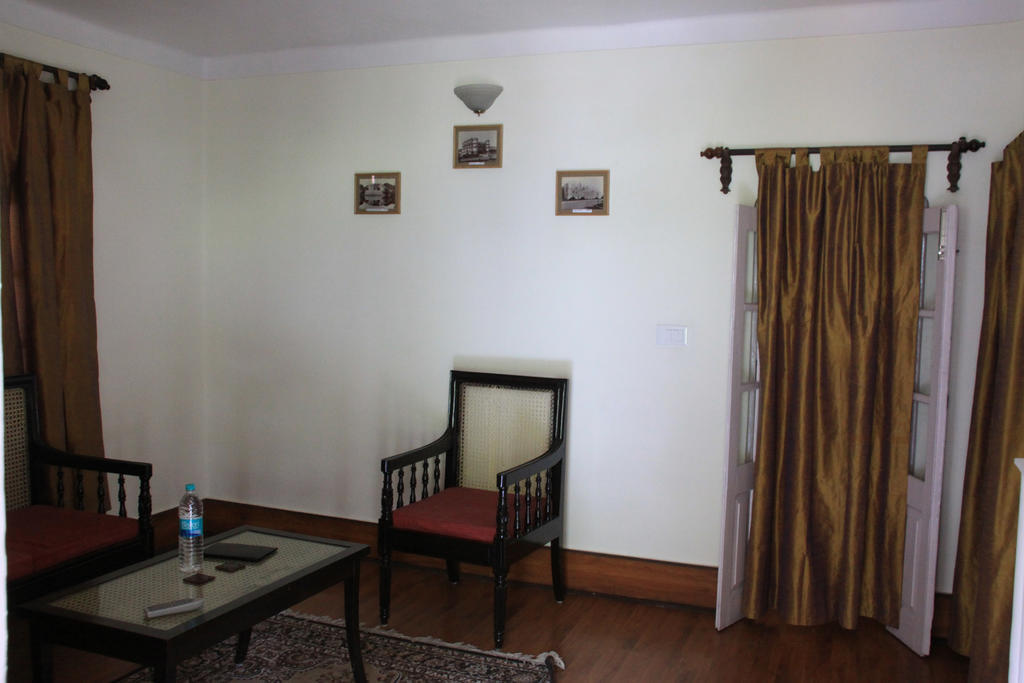 Resort Rewa Retreat